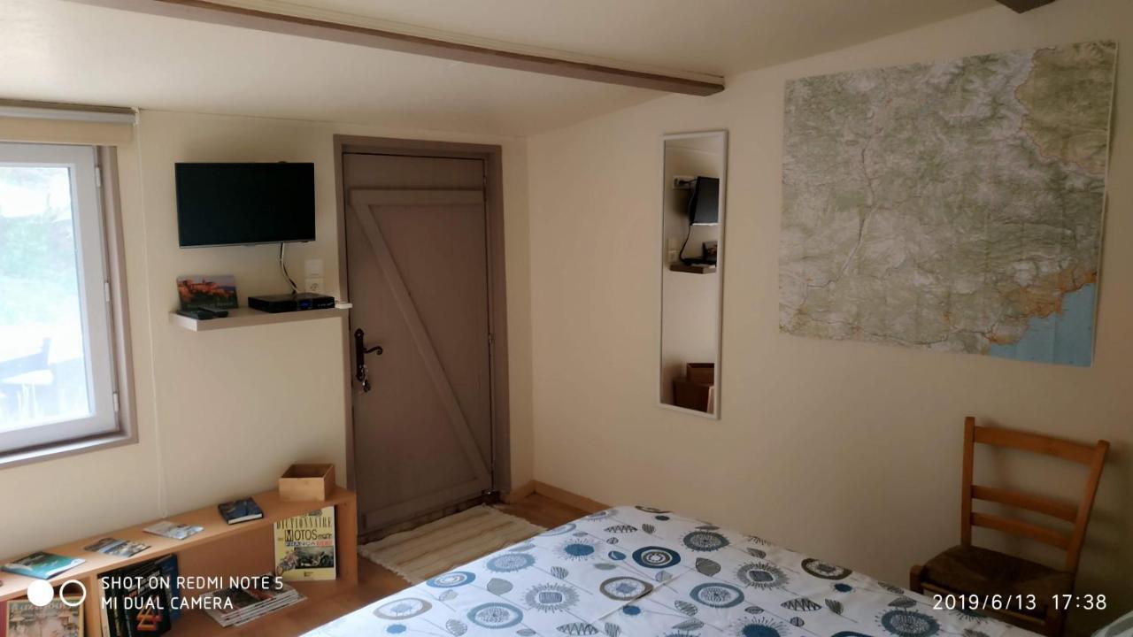 Apartament L'Establoun Saint-Martin-de-Brômes Zewnętrze zdjęcie